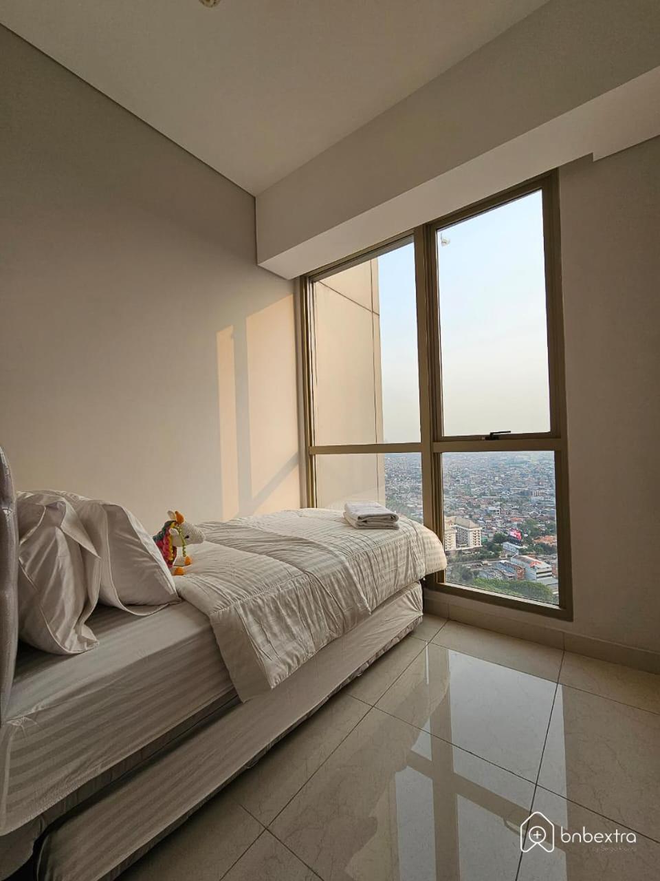3Br Flat In Taman Anggrek Residence Yakarta Exterior foto